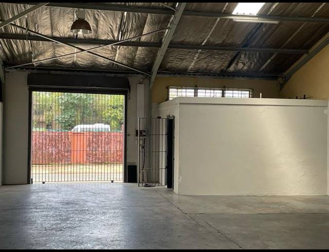 INDUSTRIAL PROPERTY TO RENT IN HENNOPSPARK